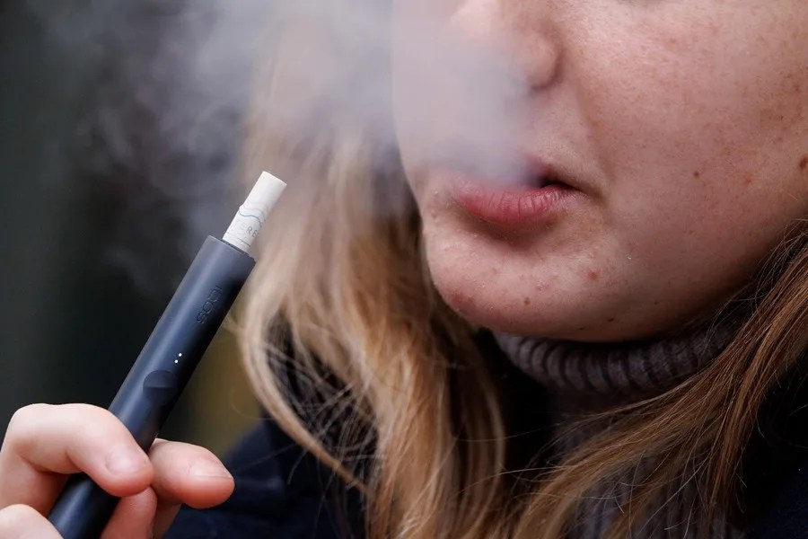 Tres macroestudios muestran que el consumo de tabaco y vapers comienza cada vez más pronto
