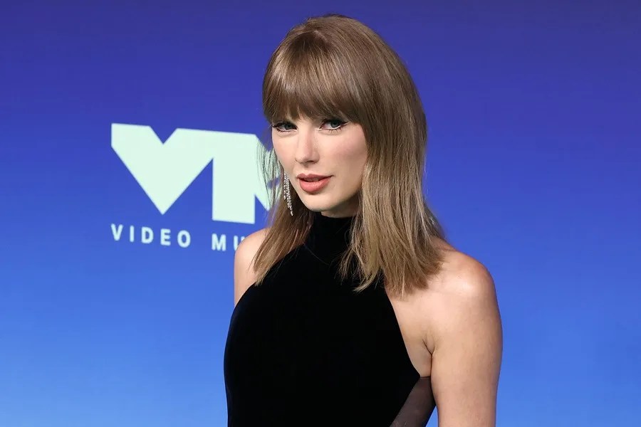 Taylor Swift supera a Beyoncé como la artista más premiada de los MTV VMA