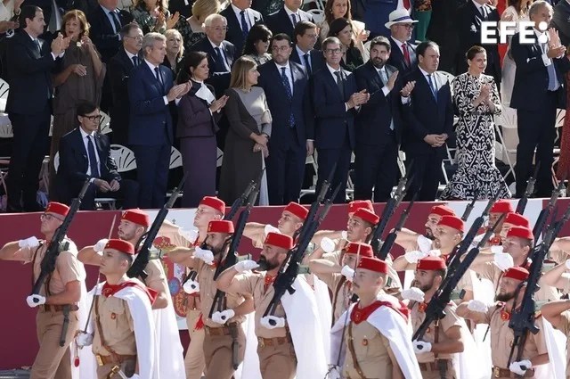 Los presidentes autonómicos en el Día de la Fiesta Nacional-EFE/ Ballesteros