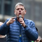 Un aliado de Bolsonaro es reelegido como gobernador del estado São Paulo por amplia mayoría