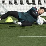 Courtois, baja de última hora en el clásico por gripe