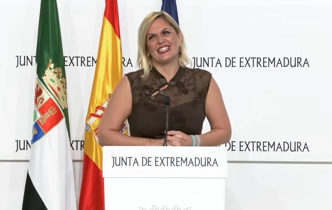 Los Presupuestos Generales de Extremadura para 2027, los segundos elaborados por el gobierno de coalición PP-Vox, ascienden a 9.254 millones de euros, 425 millones más que los de este año, según ha anunciado la consejera de Hacienda y Administración Pública, Elena Manzano. EFE