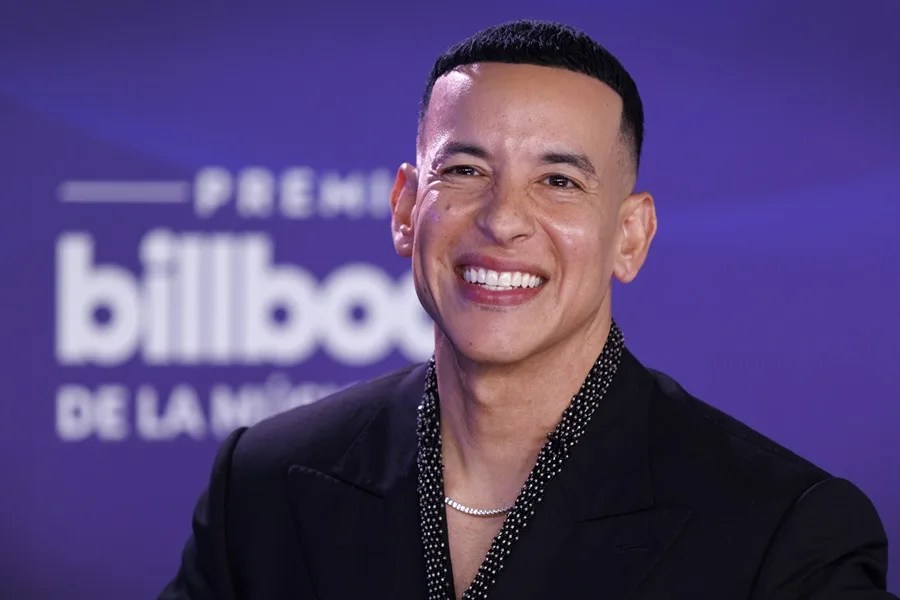 Daddy Yankee anuncia nuevo disco: 'La Postal'