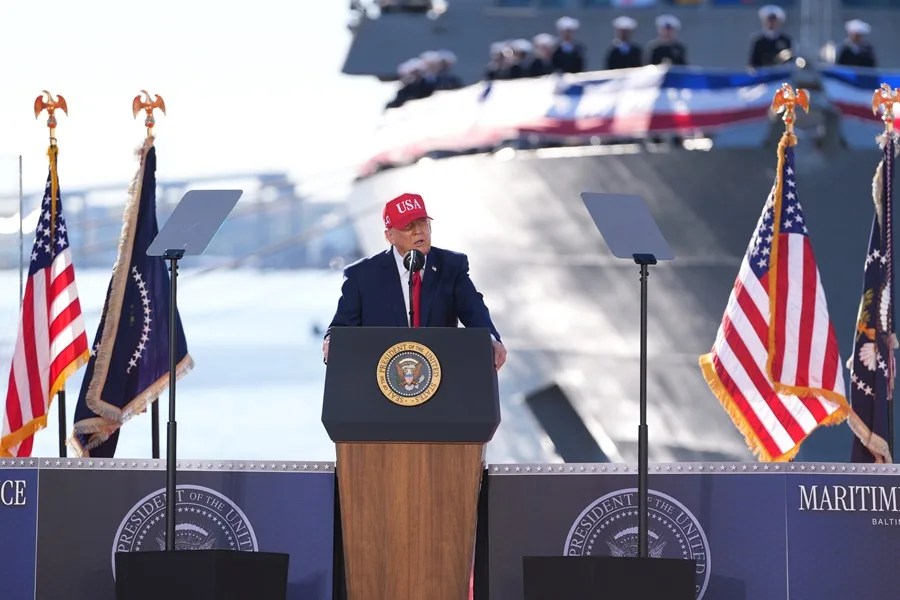 Donald Trump dice que pronto decidirá si la guerra de Irán terminará "por las buenas o las malas"