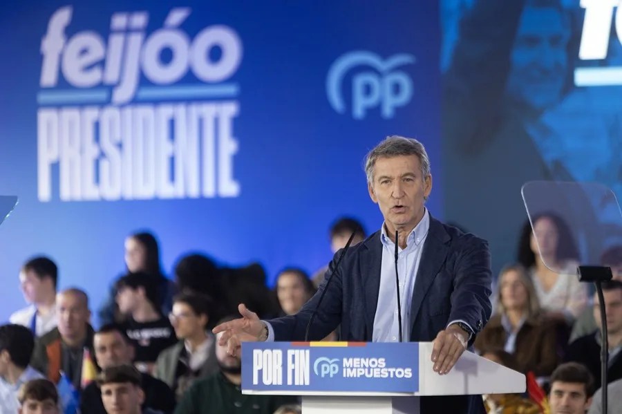Acto de precampaña de Feijóo en Vigo