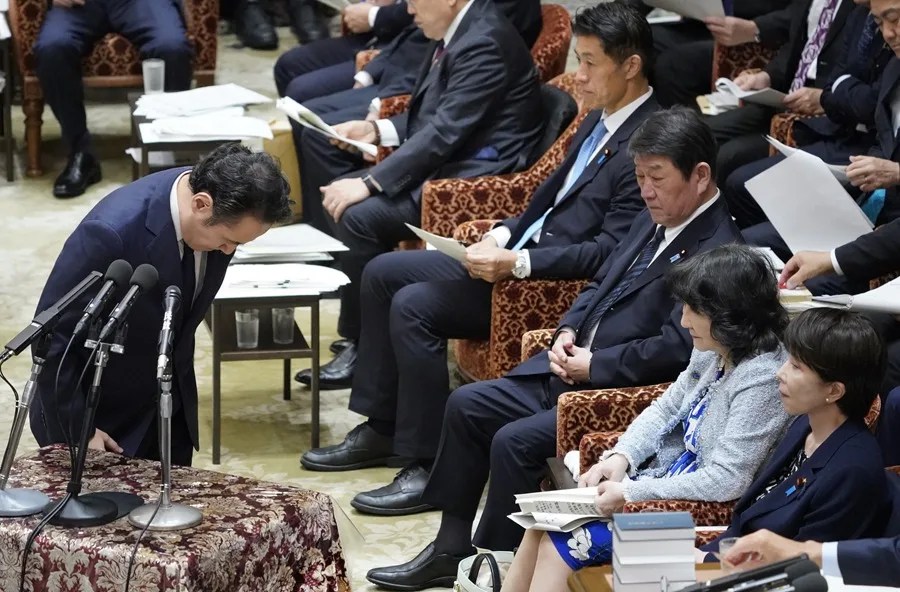 Dimite el ministro de Agricultura japonés