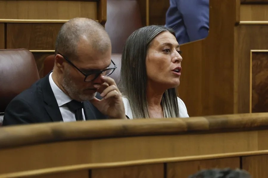 La portavoz de Junts Míriam Nogueras