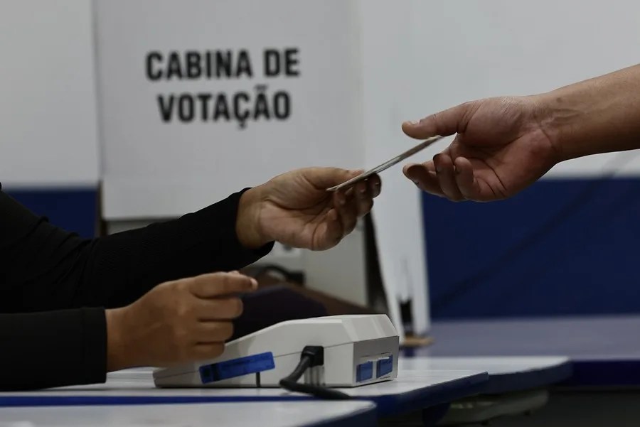 Votantes este domingo