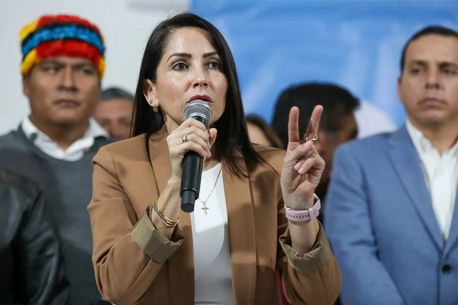 La Policía de Ecuador detiene a la excandidata presidencial del correísmo Luisa González