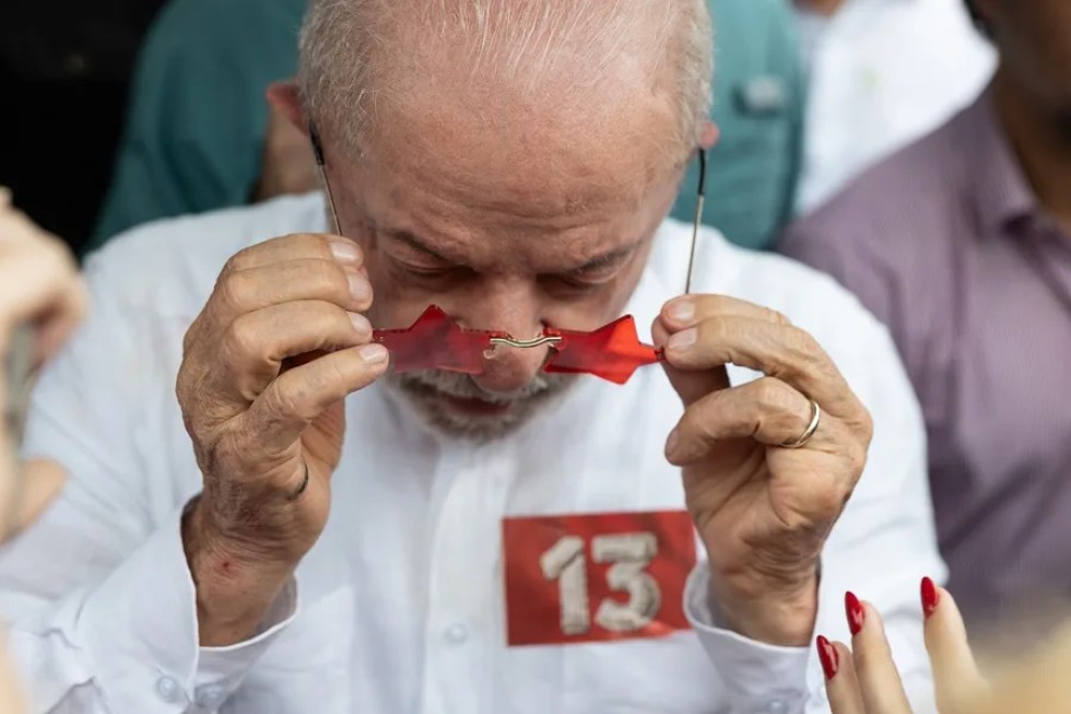 Lula pide extender la votación en todo el país