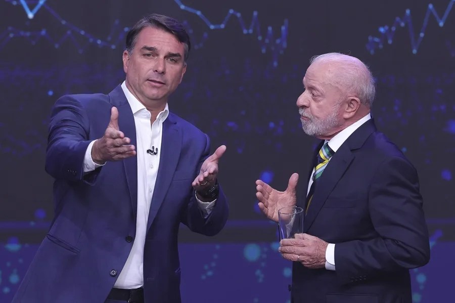Lula da Silva descalifica a Flávio Bolsonaro: "Me sentí muy incómodo al debatir con un miliciano"