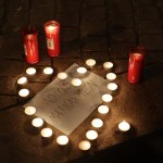 Homenaje a Maricamen en la acampada por la vivienda en Sol
