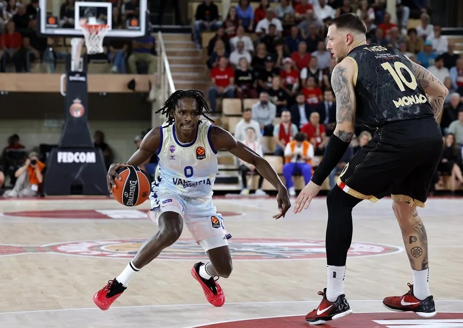 El tribunal administrativo de Mónaco declaró este miércoles en suspensión de pagos al equipo de baloncesto del Principado, un paso más en su disolución total tras haber sido apartado de toda competición por motivos financieros y administrativos.