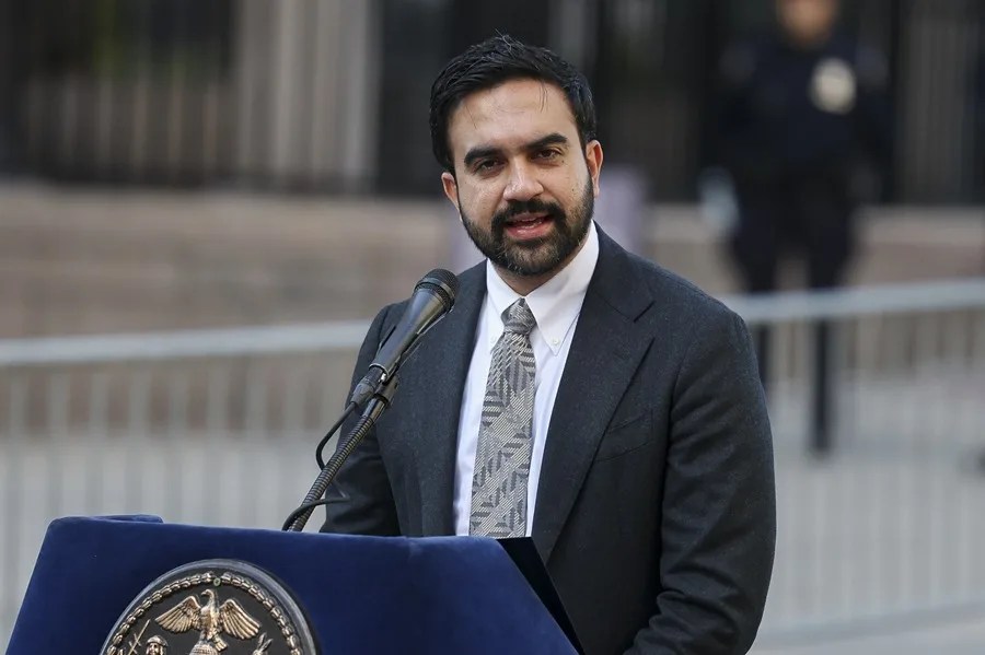 El alcalde de Nueva York explica en video en español a los inmigrantes cómo actuar ante el ICE
