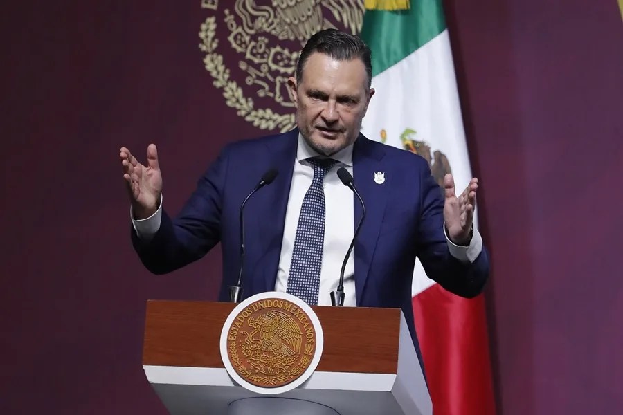 Sheinbaum pide a la Cancillería hablar con el embajador de EE.UU. y el gobernador de Querétaro por la instalación de academia policial