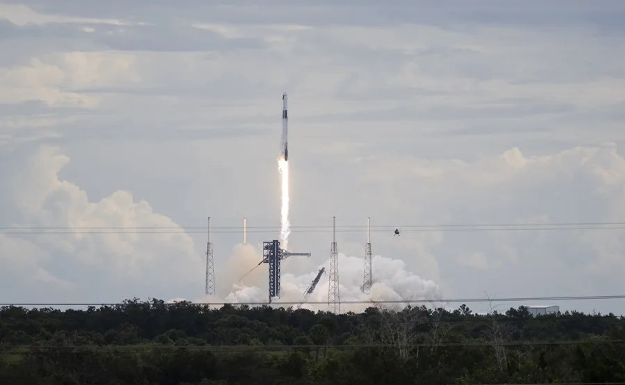 Despega la misión Crew-13 para intentar el viaje más rápido de EE.UU. a la estación espacial