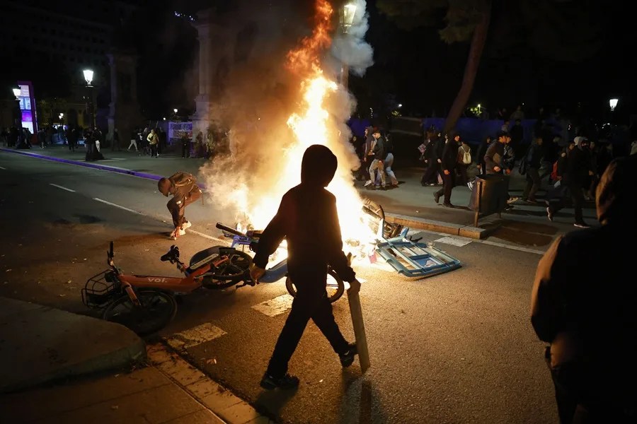 Blocus, la plataforma anónima que alentó la protesta violenta