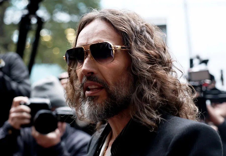 Comienza el juicio a Russell Brand