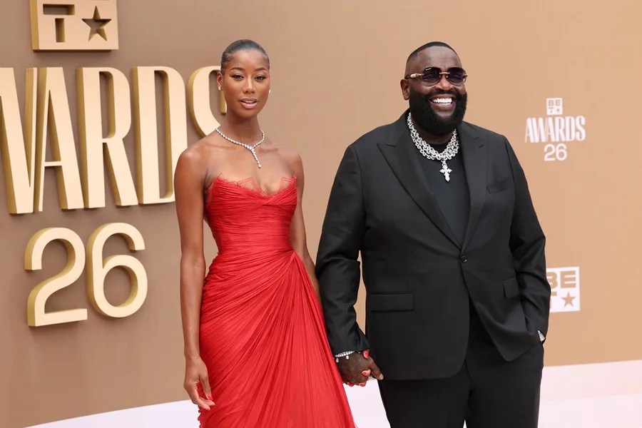 Detienen al rapero estadounidense Rick Ross acusado de agredir a su pareja en EE.UU.