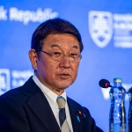 El ministro de Exteriores de Japón habla con Rubio tras el asesinato en Okinawa y las sanciones a la CPI