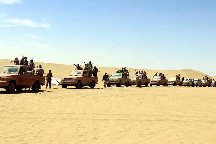 Mueren 30 soldados progubernamentales en un ataque con misiles en Yemen
