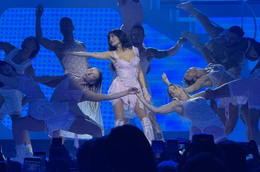 AITANA GIRA LATINOAMERICANA