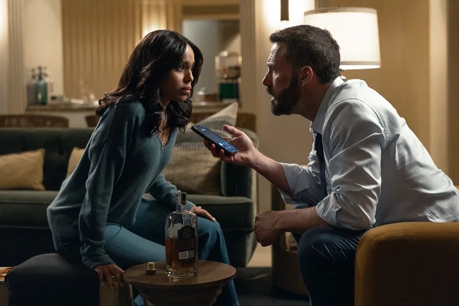 Kerry Washington como Abigail y Ben Affleck como Mark en "Animals".