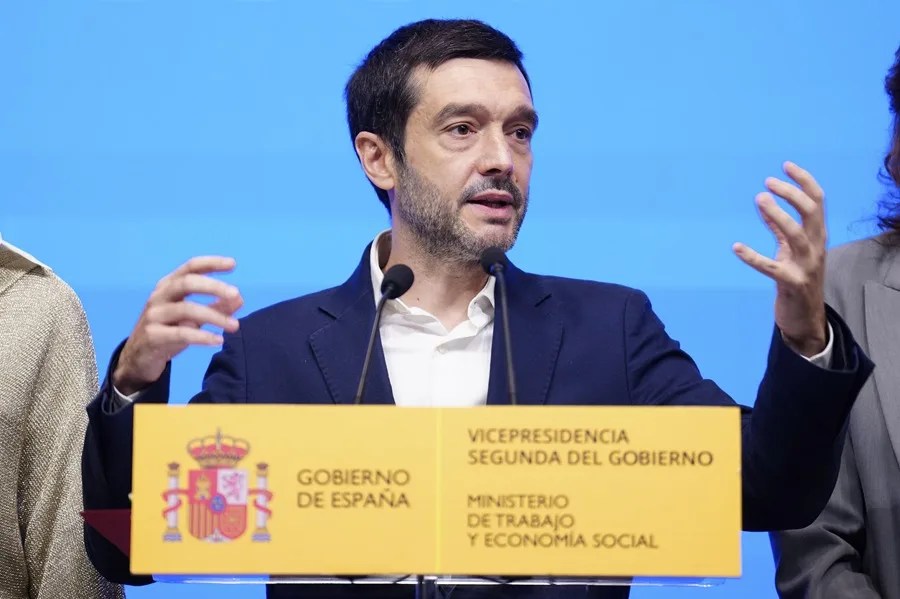 El ministro de Derechos Sociales, Pablo Bustinduy