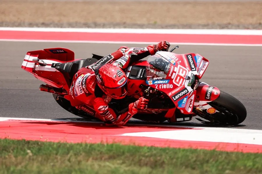 El piloto Marc Márquez durante la carrera de hoy en Indonesia