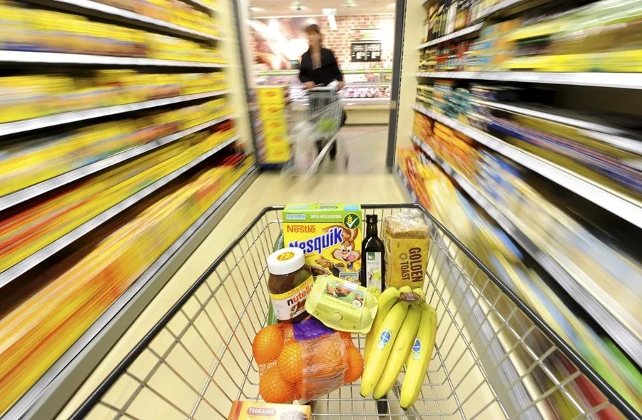 ESPAÑOLES COMPRAS SUPER