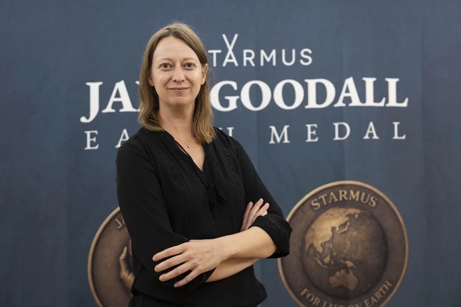 La científica planetaria Bethany Ehlmann.