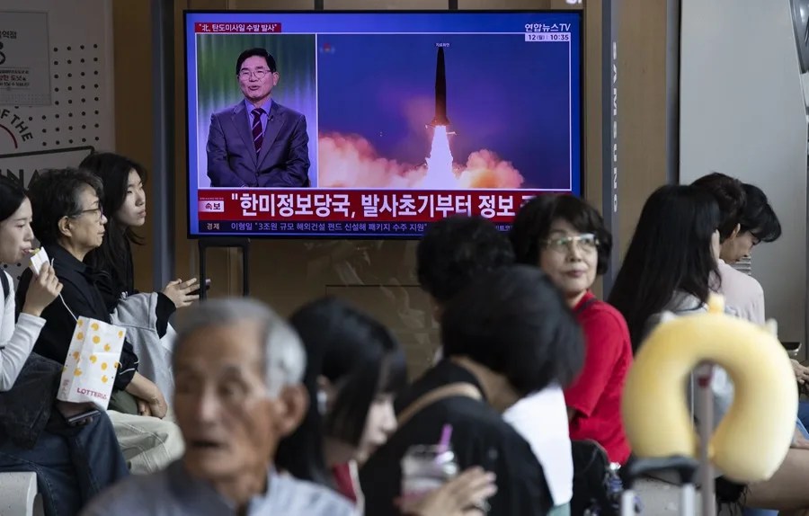Corea del Norte dice haber logrado un "gran éxito" al confirmar la prueba de un misil balístico