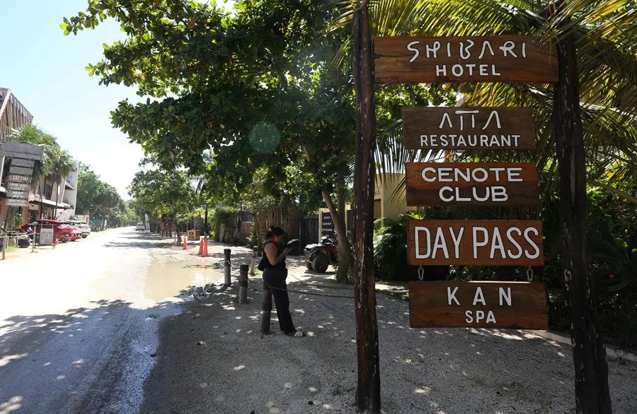 Los Altos costos y el sargazo ponen en alerta a Tulum, la joya turística del Caribe mexicano