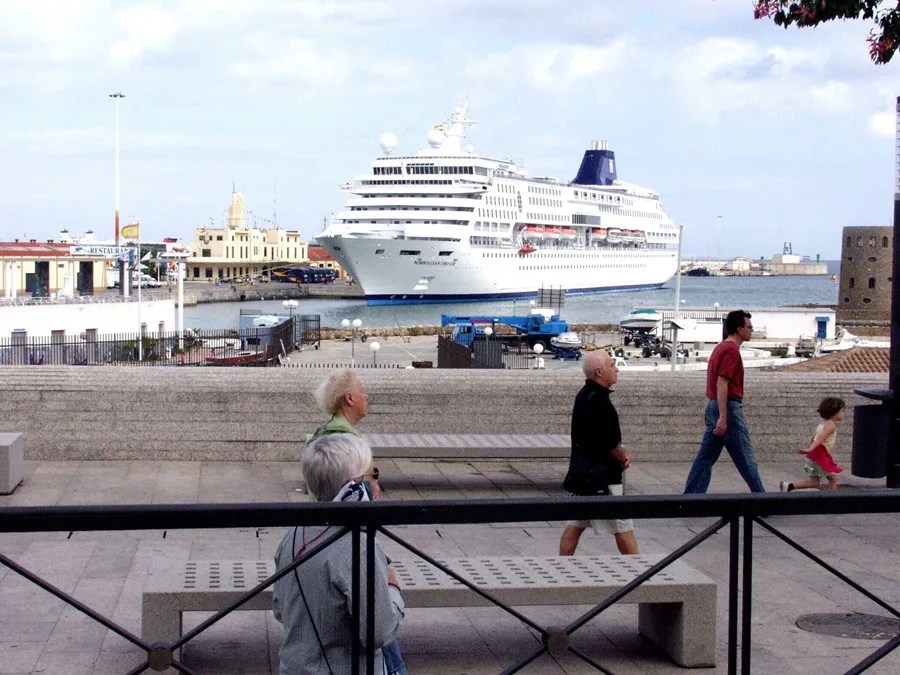 Imagen de archivo de un crucero en Ceuta.