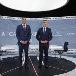 El presidente del Gobierno, Pedro Sánchez (i) y el popular Alberto Núñez Feijóo, en una imagen de archivo de un debate para las elecciones de 2023