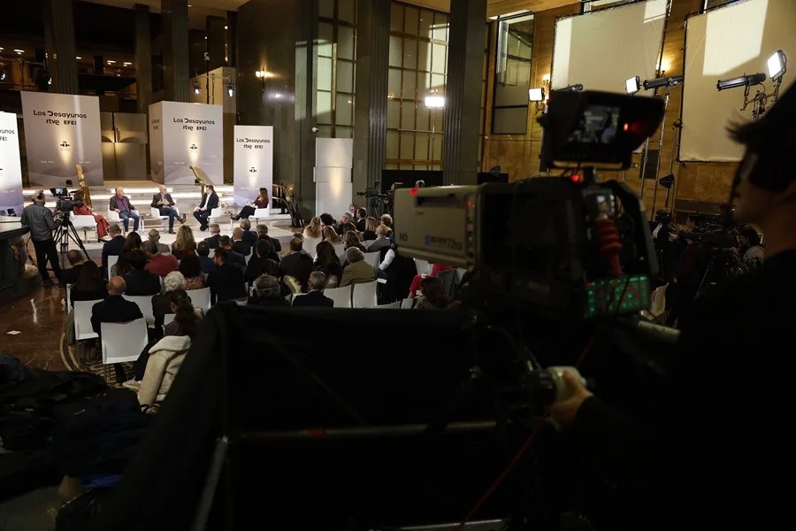 Vista general este jueves de 'Los Desayunos' de RTVE y EFE celebrados en el Instituto Cervantes.