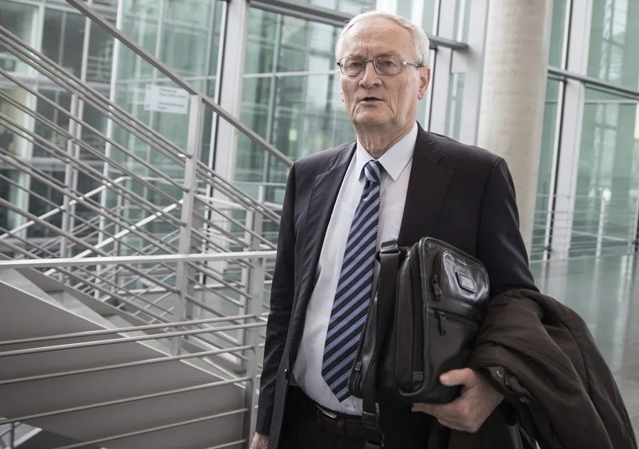 ALEMANIA DETENIDO EXJEFE SERVICIOS SECRETOS