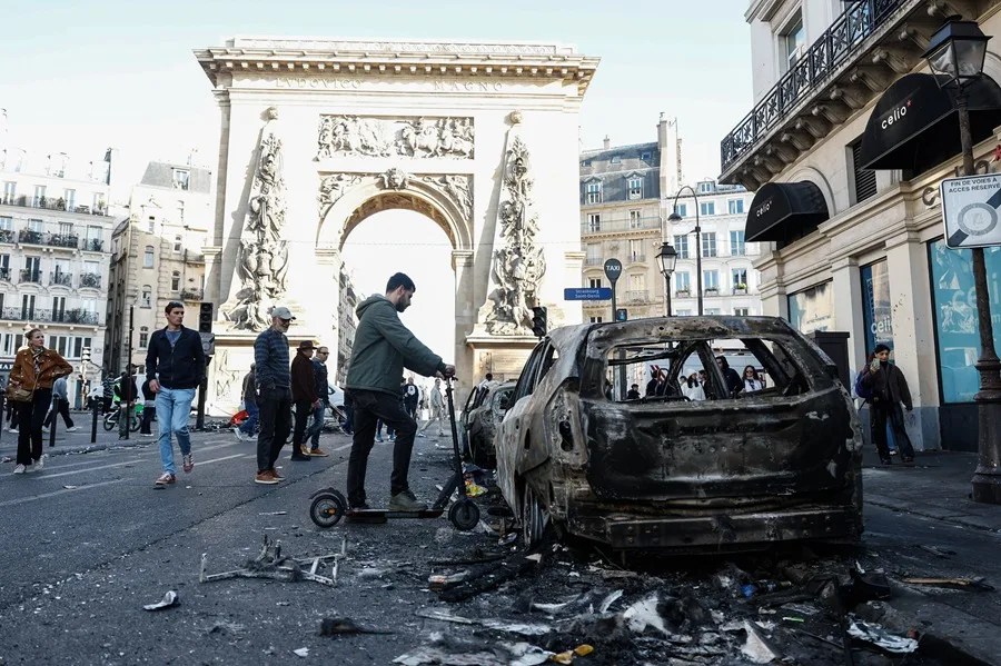 DETENIDOS PROTESTAS FRANCIA