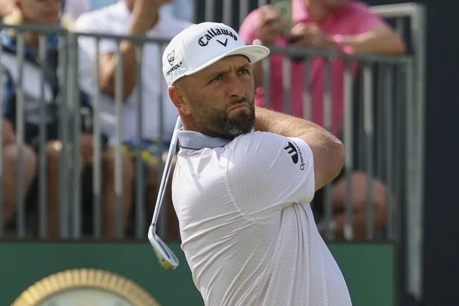 El español Jon Rahm no seguirá en el LIV Golf