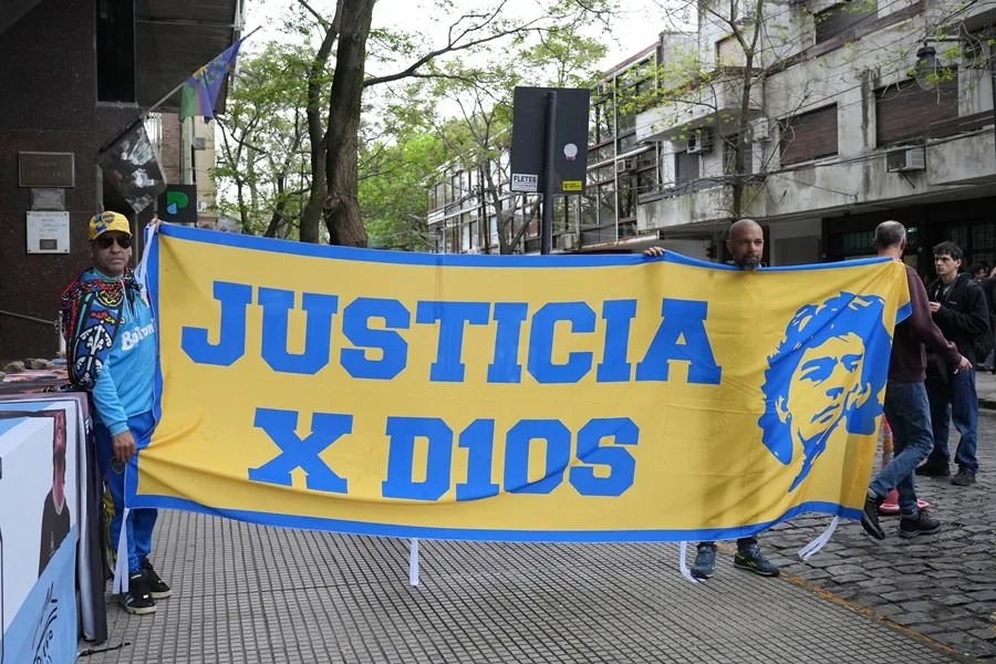 La defensa del psicólogo de Maradona solicita su absolución por falta de pruebas