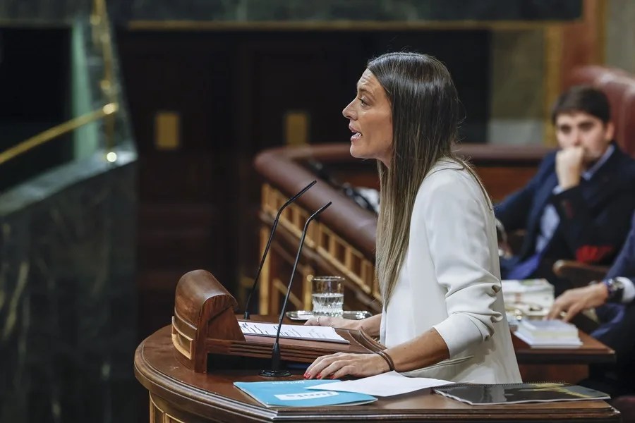 La portavoz de JxCat, Míriam Nogueras