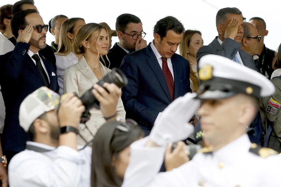 El Presidente de Colombia destituye a su ministro del Interior tras dos meses en el cargo