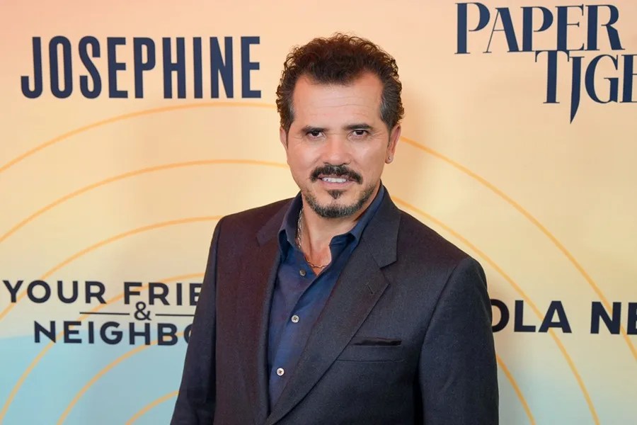 John Leguizamo reivindica el talento latino tras recibir un premio por su trayectoria