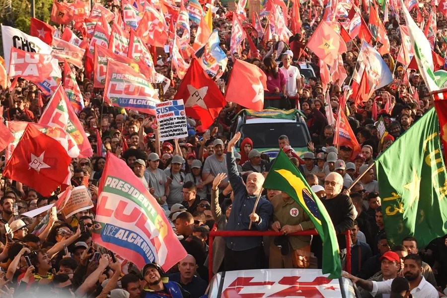 Lula, el viejo ídolo progresista que rejuvenece frente a la ultraderecha