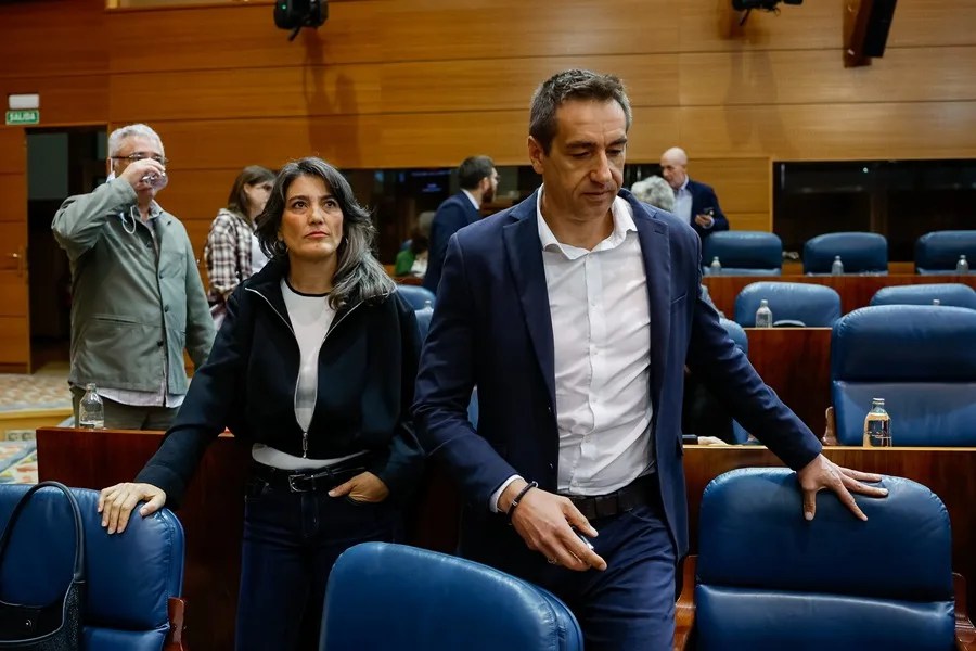 Los portavoces de Más Madrid, Manuela Bergerot y Emilio Delgado.