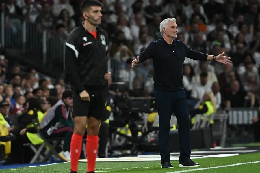 Jose Mourinho no sale a la rueda de prensa posterior a la victoria ante el Villarreal