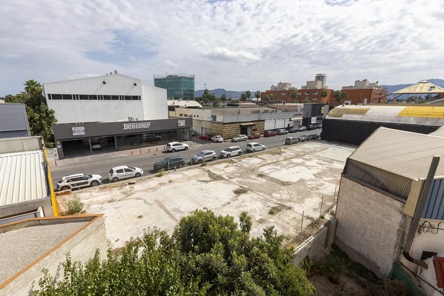 Solar donde estaban ubicadas las discotecas Fonda Milagros y Teatre en Atalayas, Murcia