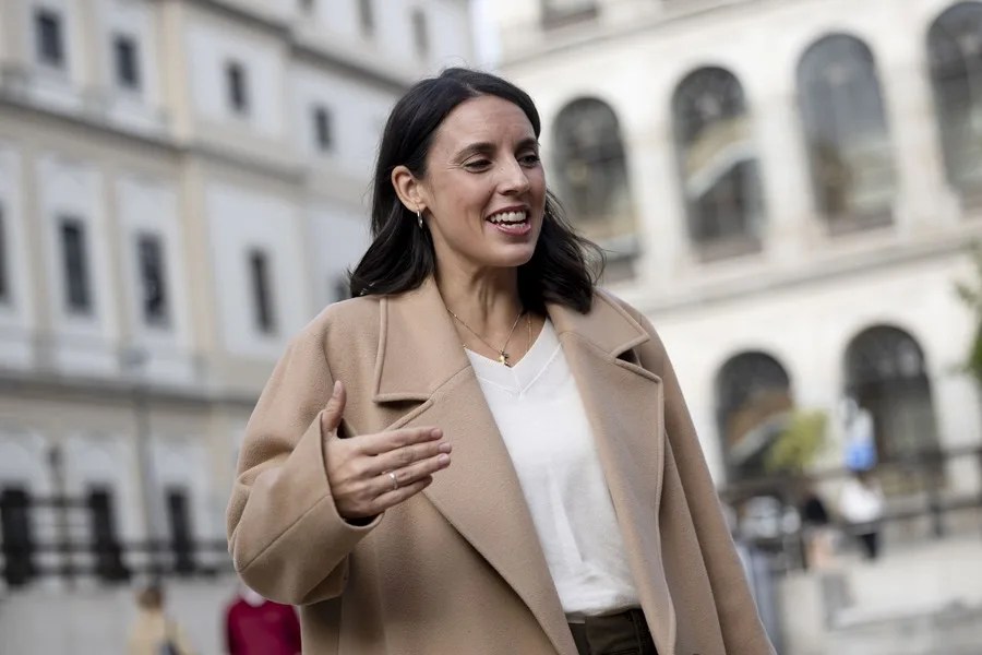Podemos Ada Colau Frente Amplio