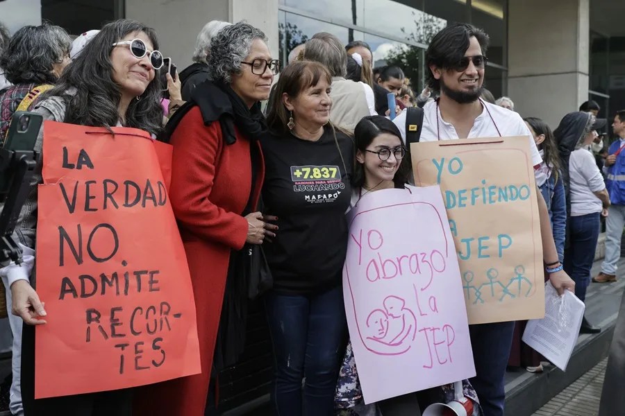 De la Espriella, con dos meses en el poder, afronta esta semana su primera gran protesta