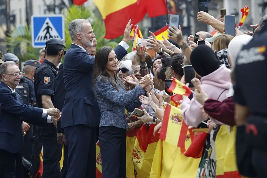 REYES VIAJAN MELILLA